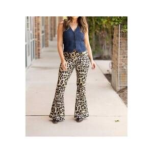 NEW JULIA ROSE francesca super flare leggings in leopard